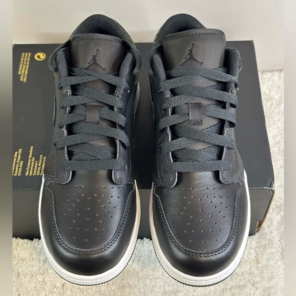 Jordan Women's Sneakers Black and Gray - Picture 2 of 13